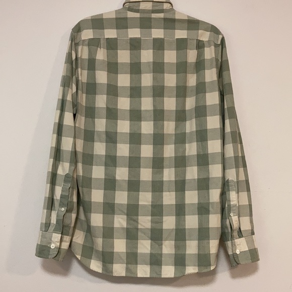 JCrew LIKE NEW button down long sleeve shirt - Picture 2 of 7